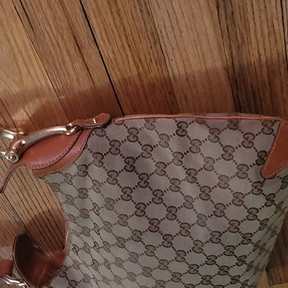 GUCCI BAG - Picture 3 of 4